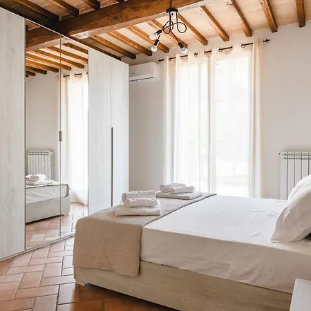 - Il Gelso アパート ルチニャーノ